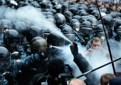 Украина пригрозила перекрыть границу