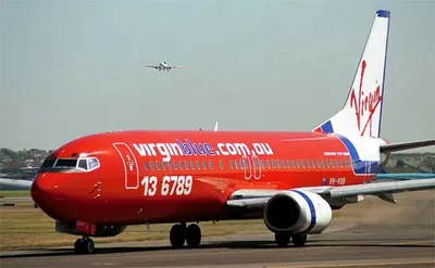 Неизвестные угнали пассажирский самолет