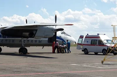 Перенесший уникальную операцию на шейные позвонки мальчик вернулся в Павлодар