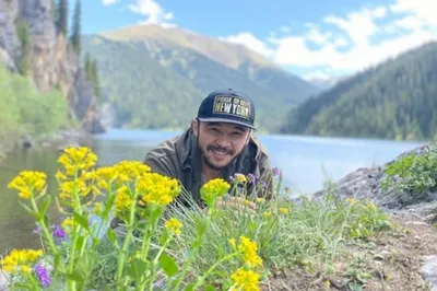 Казахстанский актер получил награду кинофестиваля в Каннах