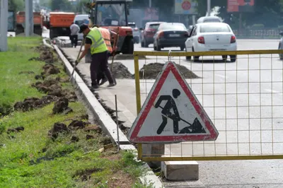 О завершении ремонта магистральных улиц заявили в акимате Алматы