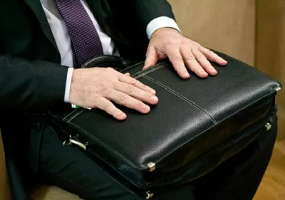 Три чиновника уволились по собственному желанию в ЗКО