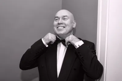 Госпитализирован актер Виктор Сухоруков