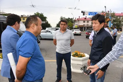 Аким Алматы потребовал закончить к 1 сентября ремонт на улице Тимирязева