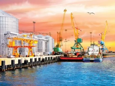 В морском порту Актау снижают отгрузку нефти