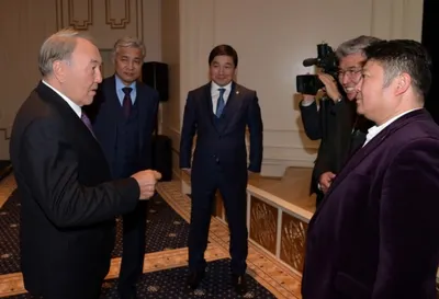 Назарбаев посмотрел «Қазақ Елі»