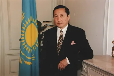 Ветеран дипломатии Тлеухан Кабдрахманов награжден орденом Достық І степени