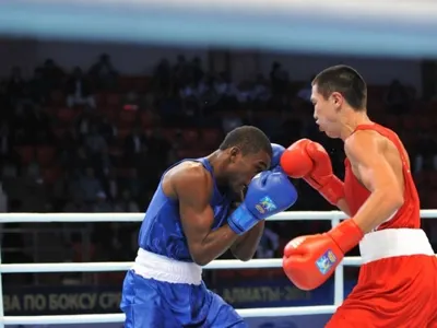 Мерей Акшалов побил доминиканца Карлоса Адамса