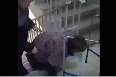 Заведено дело после проверки видео, где женщина ползла к врачу