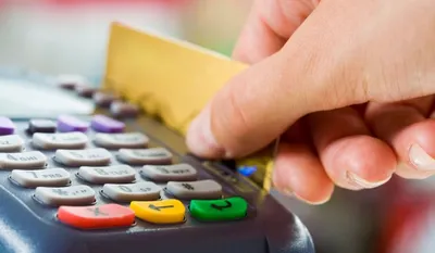 Начислять cashback за безналичную оплату предложили в Минфине