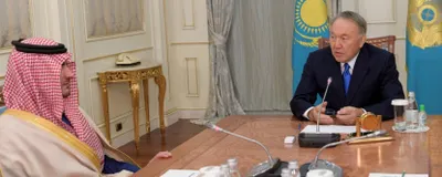 Президент Назарбаев встретился с принцем Абу-Даби