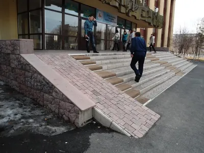 Большинство пандусов Караганды сделаны для галочкиЭксклюзив