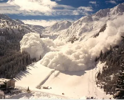 ДЧС призывает воздержаться от походов в горы