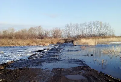 В Акмолинской области перекрыты десять дорог из-за подтоплений