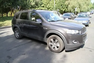 Казахстанская певица постеснялась принимать в подарок внедорожникЭксклюзив