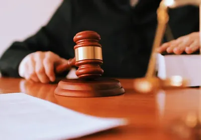 Оскорбил и ударил: в Астане вынесли приговор за нападение на полицейских