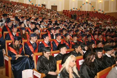 В Казахстане на грани закрытия десять вузов