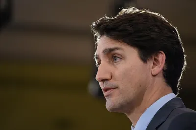 О начале второй волны коронавируса объявила Канада