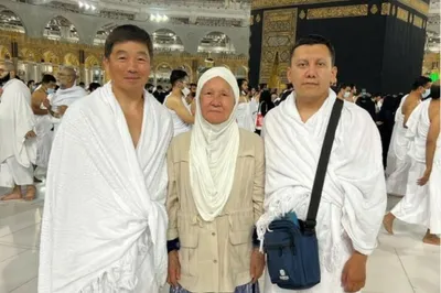 Экс-аким Алматы совершает хадж