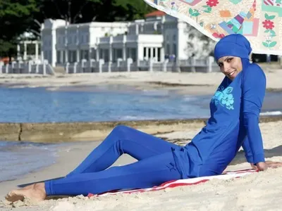 Женщины устроили протест из-за запрета буркини во Франции