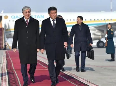 Токаев прибыл с визитом в Бишкек