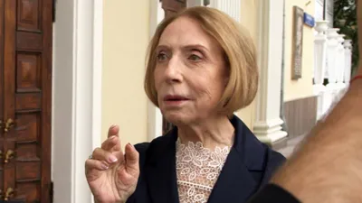 Инну Чурикову госпитализировали в тяжелом состоянии