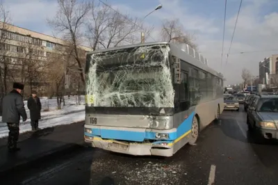 Два автобуса столкнулись в Алматы. Есть пострадавшие