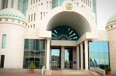 Казахстанские сенаторы выступили против выборности сельских акимов