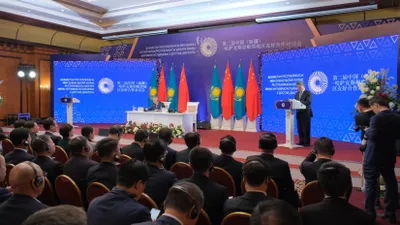 Казахстан и Китай заключили 16 двусторонних документов