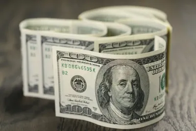 Курс доллара снизился в Казахстане