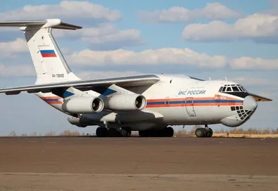 Самолет МЧС России со второй группой медиков прибыл в Кыргызстан