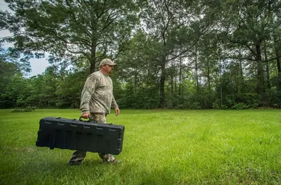 WSJ: Пользователи Facebook научились обходить запрет на продажу оружия