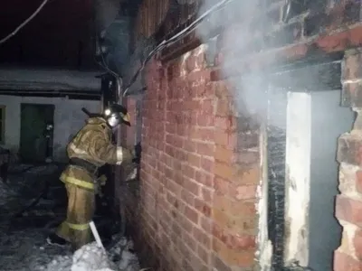 В ВКО в загоревшемся жилом доме погибли трое мужчин и семилетняя девочка