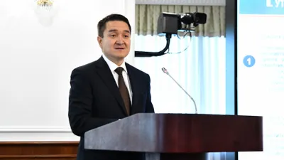 Берик Шолпанкулов ушел в отставку после комментария о «перегоне» 7 триллионов тенге