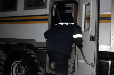 Спасатели ВКО из снежных заносов эвакуировали около 30 человек