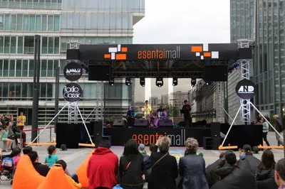 Фестиваль ретромузыки проходит в Алматы