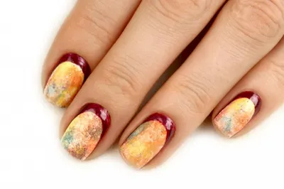 Укрась свои ногти цветами осеннего листопада