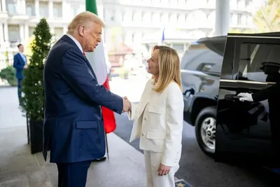 «Я потрясен ею»: Трамп обрушился с критикой на премьер-министра Италии
