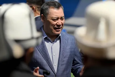 Садыр Жапаров призвал граждан и местных чиновников поддерживать инвесторов, а не препятствовать им