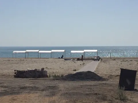 Учителей отправили дежурить на пляжи в Костанае