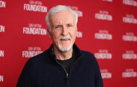 Джеймс Кэмерон выступил против слияния Warner Bros и Netflix