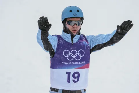 Асылхан Асан фристайл-акробатикадан жасөспірімдер арасындағы әлем чемпионатында алтын медаль жеңіп алды