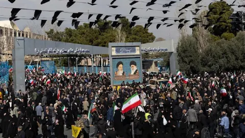 Ирандағы режимнің ауысуы тек іштен болуы мүмкін – сарапшылар