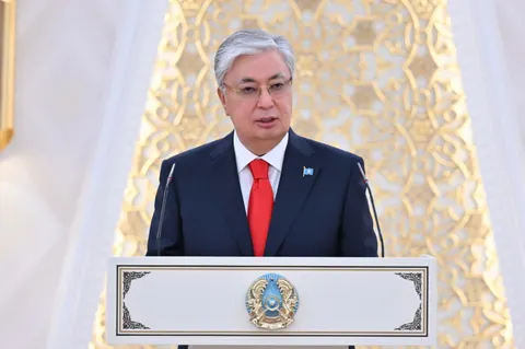 Токаев поздравил казахстанцев с Днем защиты детей