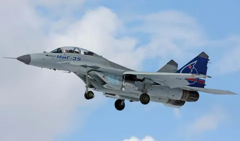 В Казахстане покажут двухместный истребитель МиГ-35