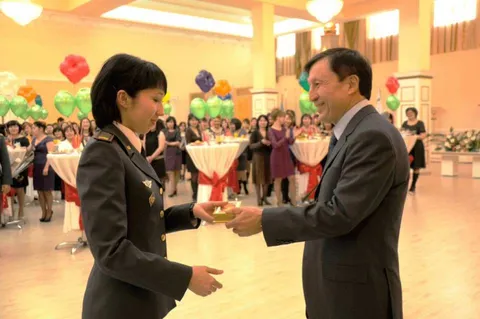 Министр обороны РК сегодня раздал погоны