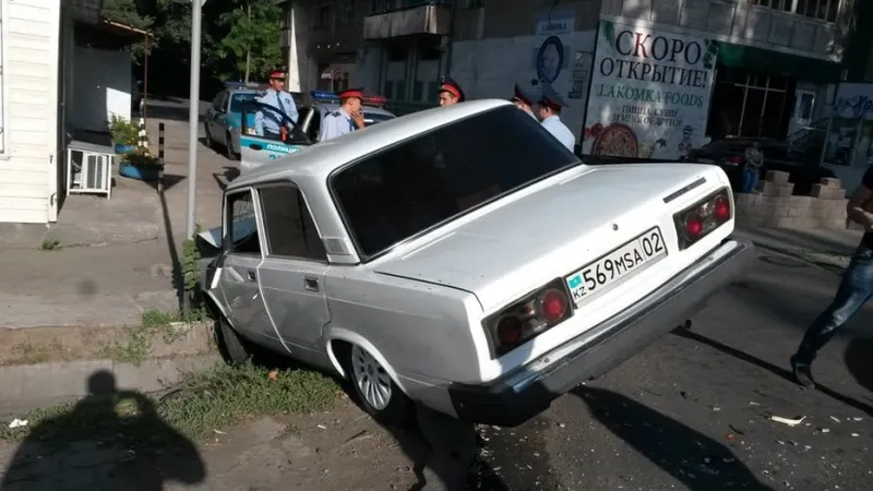 Полиция Алматы задержала водителя, который накануне насмерть сбил женщину и скрылся с места происшествия