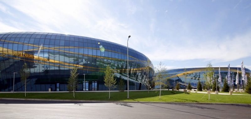 В Алматы завершили строительство Ледового дворца