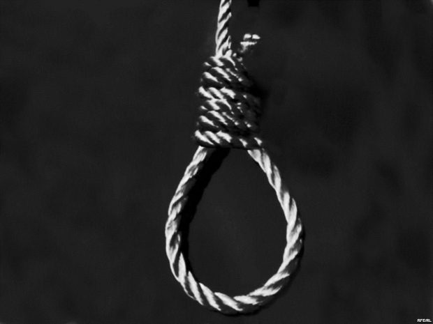 В ВКО повесилась больная шизофренией школьница