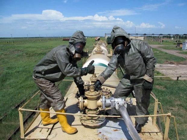 Вывоз из РК в РФ токсичного топлива обошелся в 600 тыс. евро